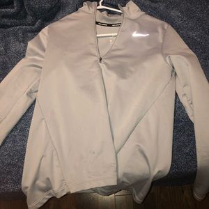 Nike hoodie 20$